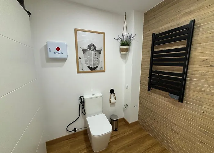 2 Port Apartman *